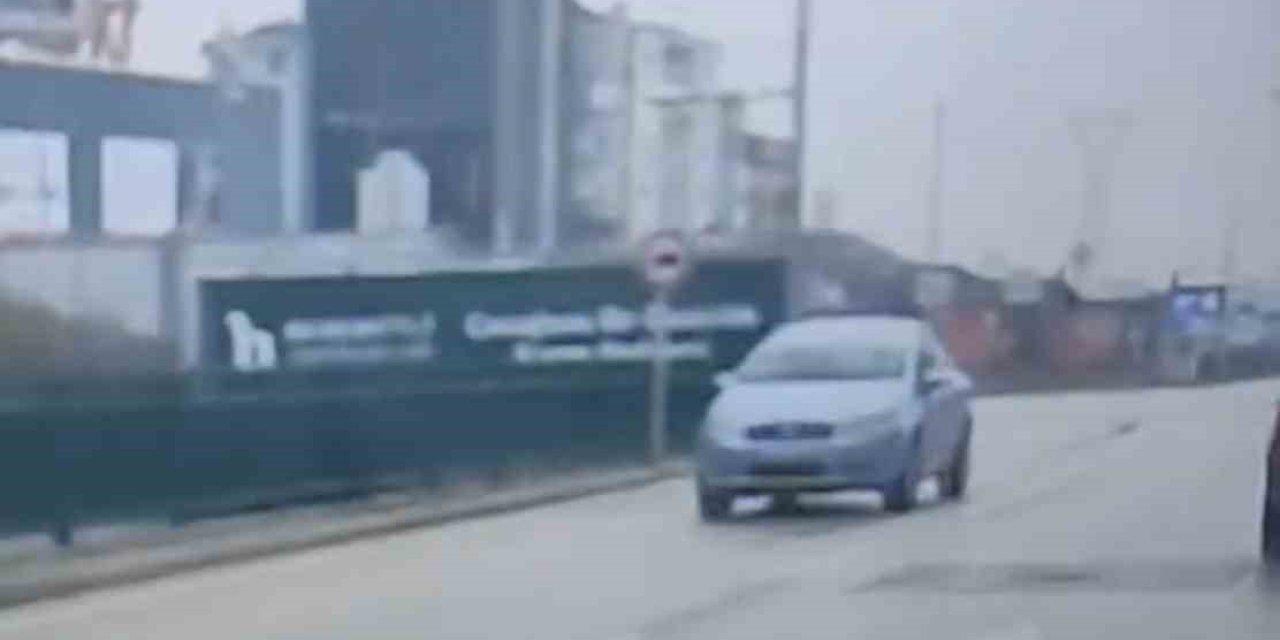 Ters Yöne Giren Otomobil Paniğe Neden Oldu