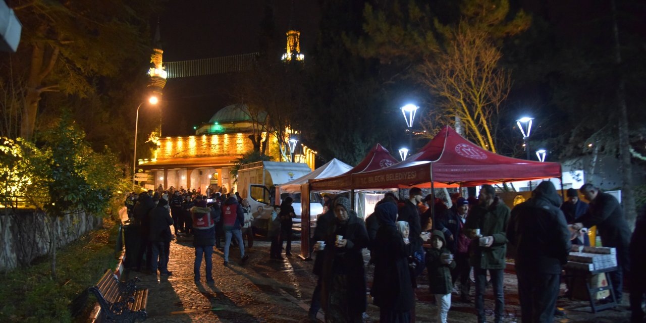 Kandil dolayısıyla helva ikramı yapıldı