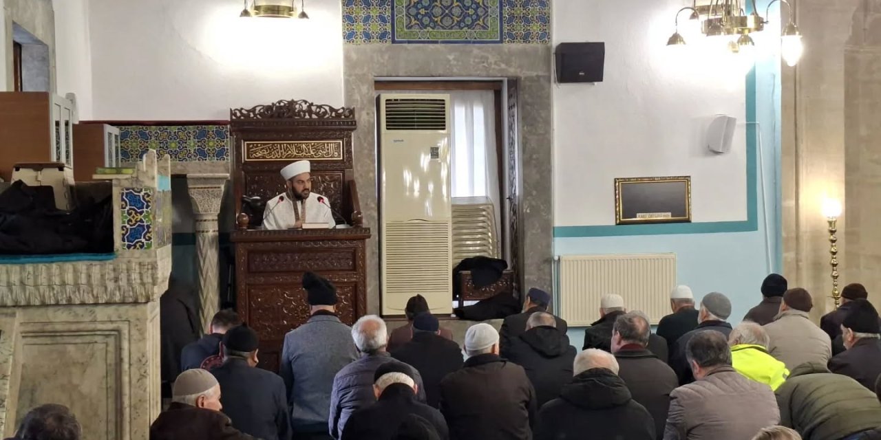 Bozüyük'te Deprem Şehitleri Unutulmadı