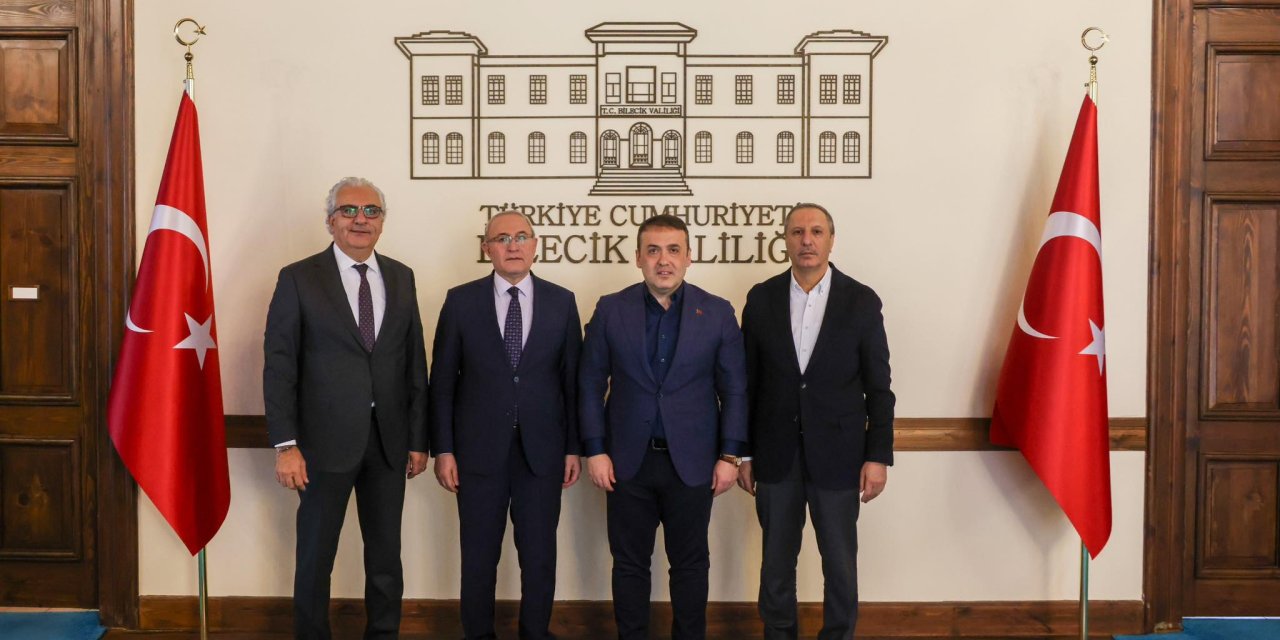 Eski vekillerden Vali Sözer’e ziyaret