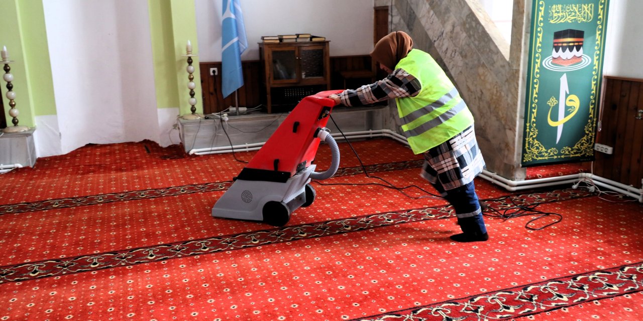 Ramazan Öncesi Camilerde Temizlik