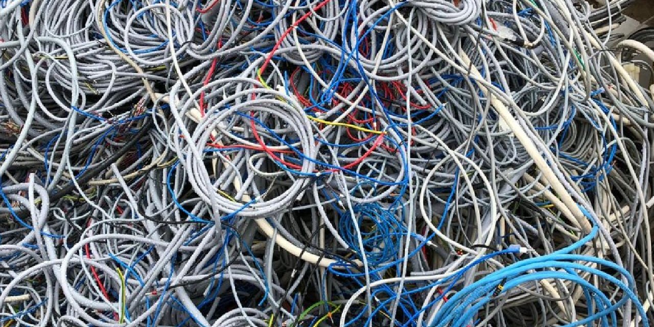 En Yüksek Hurda Kablo Fiyatları İçin Hemen HurdaKabloFiyati.com.tr'ye Girerek Fiyatları Öğrenebilirsiniz
