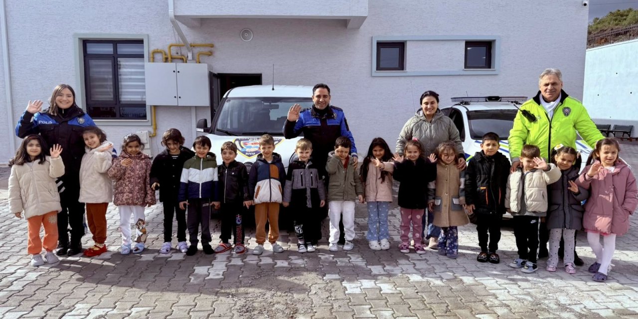 Öğrencilere Polislik Mesleği Tanıtıldı