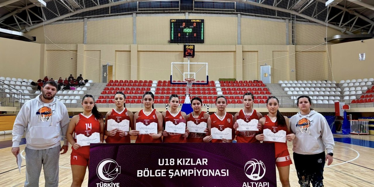 Basketbol U18 Kızlar Bölge Şampiyonası Sona Erdi