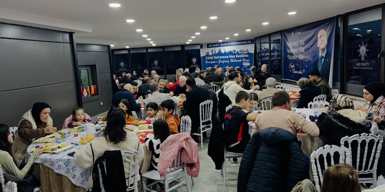 AK Parti Bilecik, İftar Sofrasında Buluştu