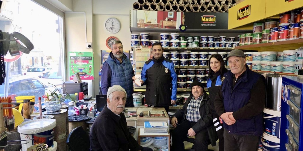 Toplum Destekli Polislerden Vatandaşlara Bilgilendirme