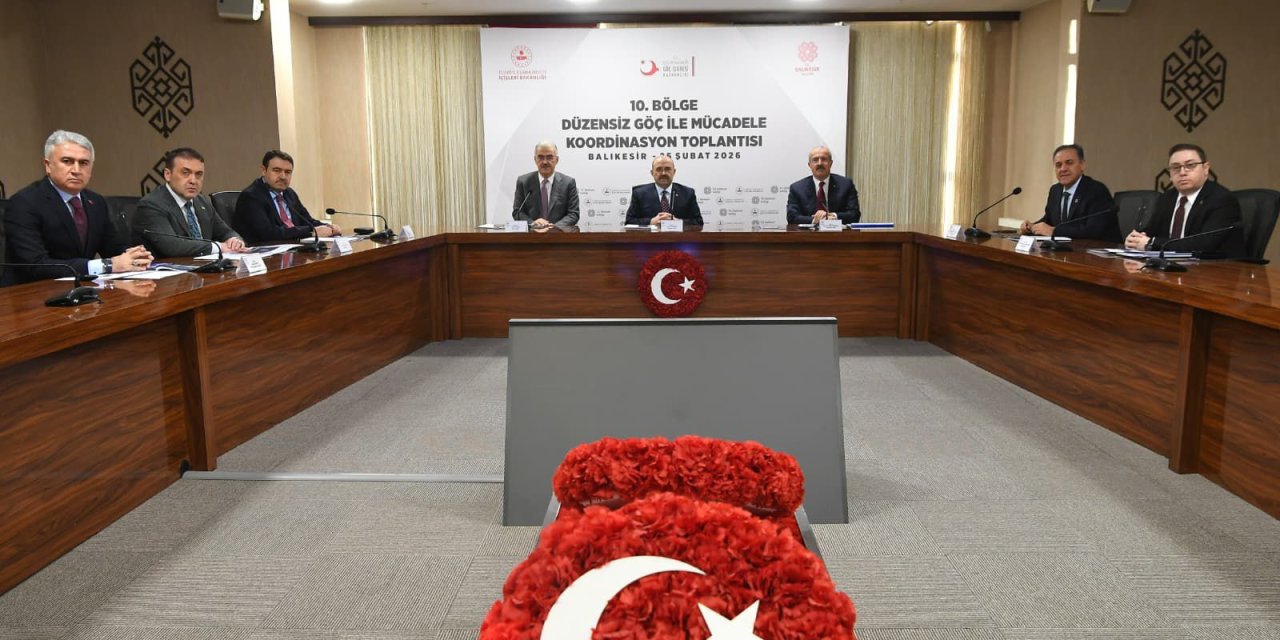 Vali Sözer, Düzensiz Göç ile Mücadele Toplantısına Katıldı