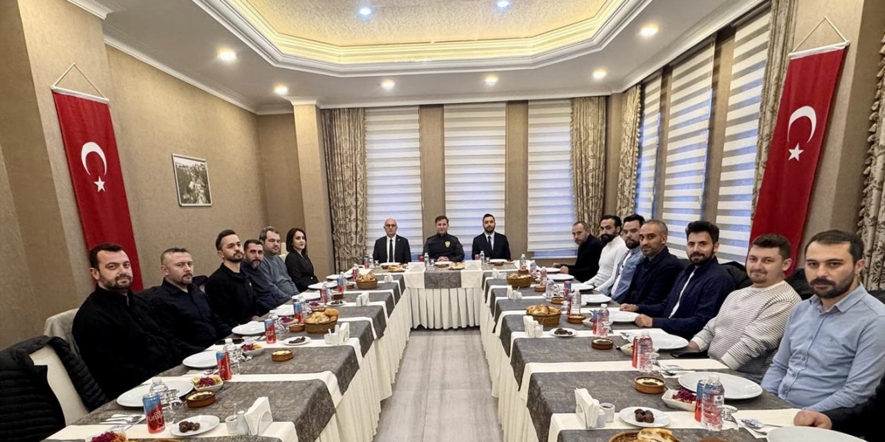 Müdür Çağlar, Polisevi’nde KOM Personeli il Buluştu