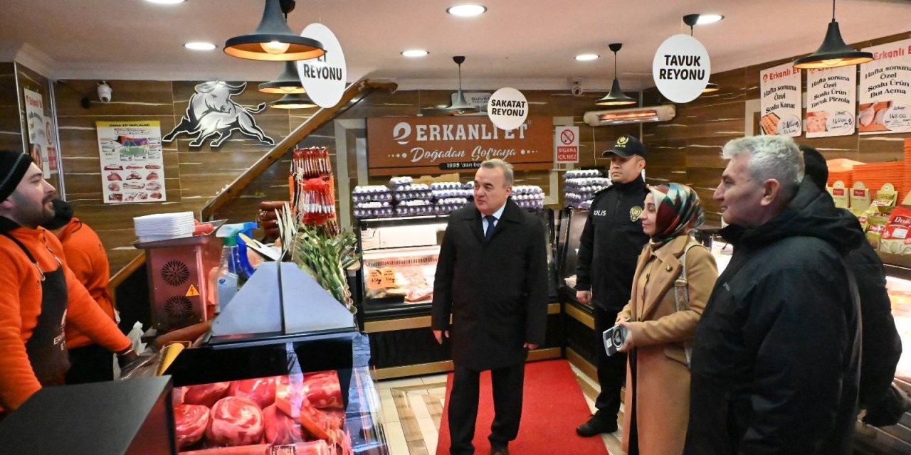 Bozüyük'te Esnaflara Tütün Ürünlerinin Zararları Anlatıldı