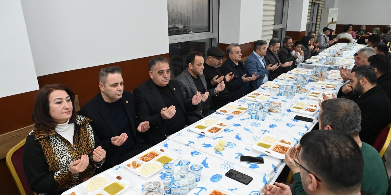 Şehit Aileleri ve Gaziler İftarda Buluştu