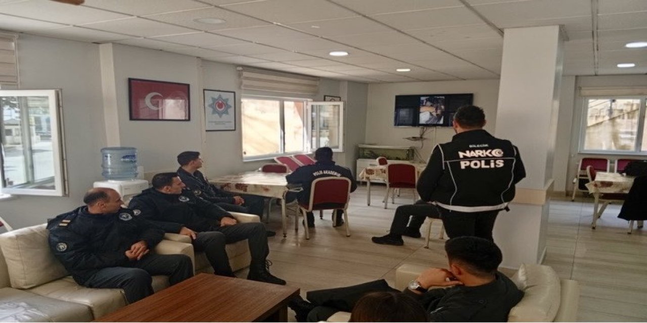 Polis adaylarına bilgilendirme yapıldı