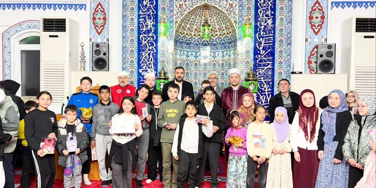 Bozüyük'te Cami Çocuk Buluşmasına Yoğun İlgi