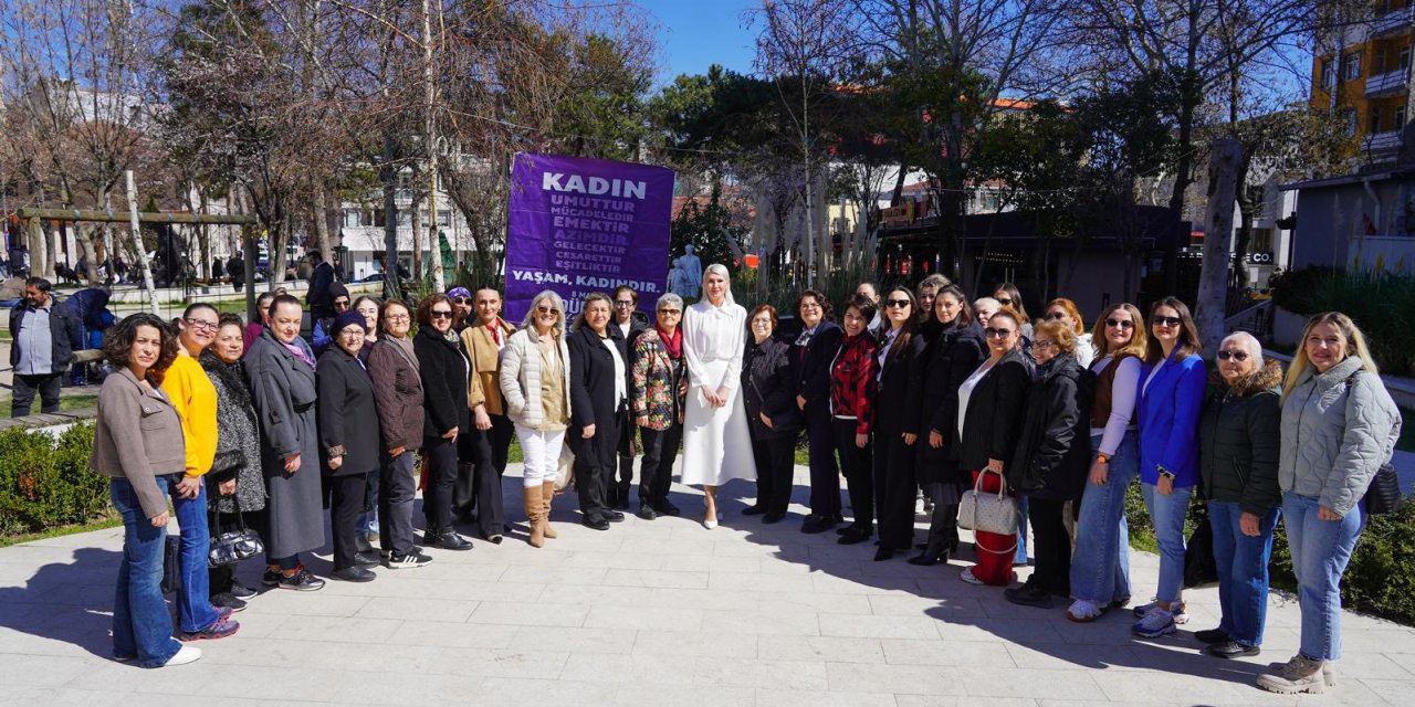 CHP Kadın Kolları'ndan 8 Mart Açıklaması