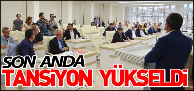 SON ANDA TANSİYON YÜKSELDİ