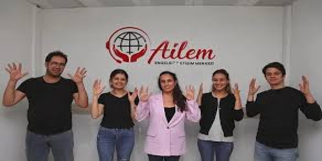 AİLEM İşitme Engelliler Engelsiz İletişim Merkezi 268 bin 719 çağrıya çeviri desteği sağladı