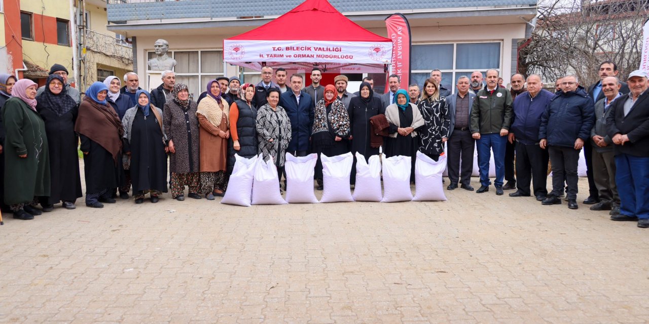 Bilecik'te Çiftçilere Tohum Desteği