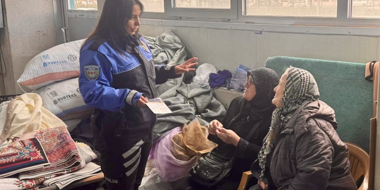 Bozüyük'te vatandaşlar tek tek uyarıldı