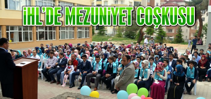 İHL’DE MEZUNİYET COŞKUSU