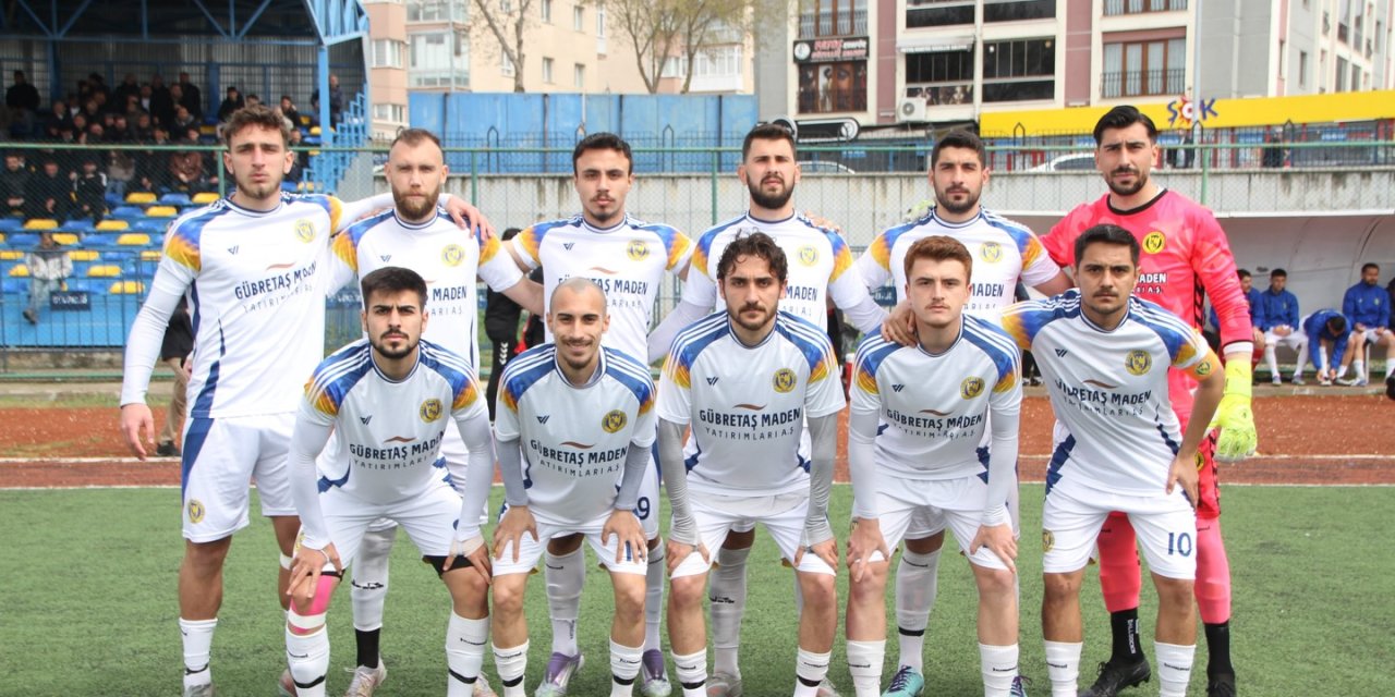 Söğütspor Sahadan 1 Puanla Ayrıldı