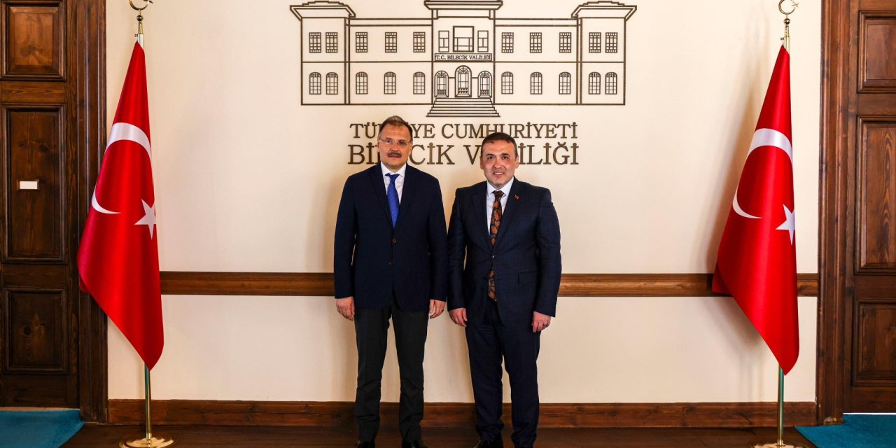 Hakan Çavuşoğlu’ndan Vali Sözer’e ziyaret