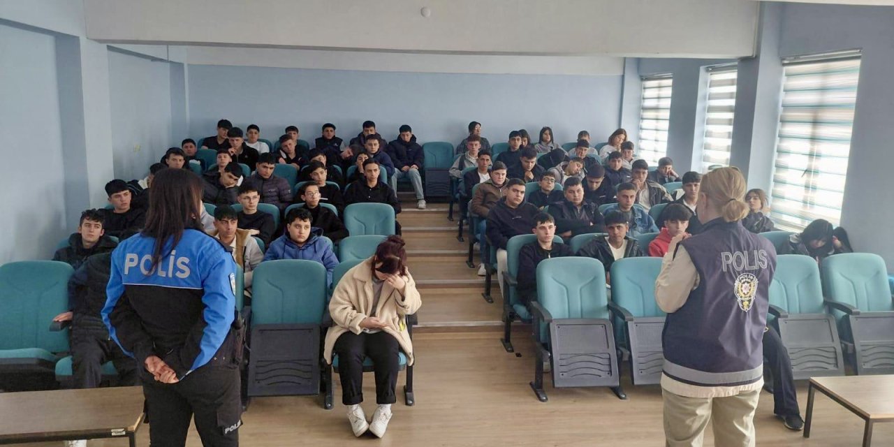 Sosyal Medyanın Zararlarına Karşı Uyardılar