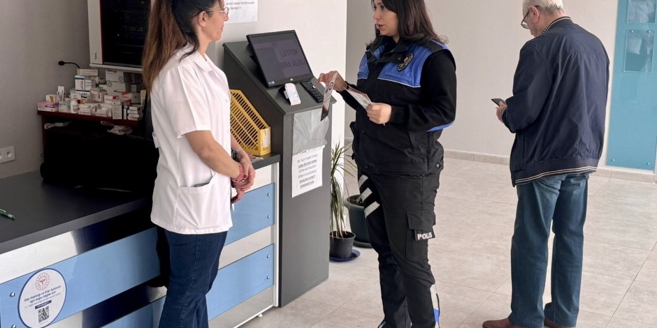 Sağlık çalışanlarına bilgilendirme yapıldı