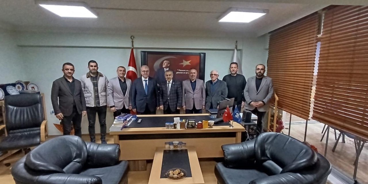 Milletvekili Halil Eldemir’den Bilecik SMMMO’ya Ziyaret
