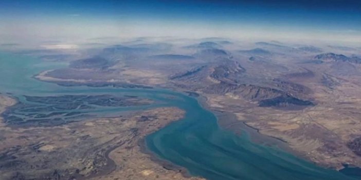 İran, Hürmüz Boğazı'nı yeniden kapattı