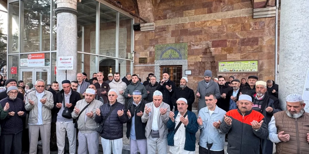 Hacı adayları dualarla uğurlandı