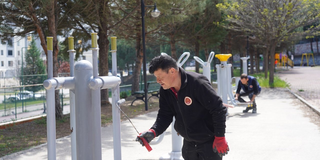 Kameriyeler Mahallelere Dağıtıldı