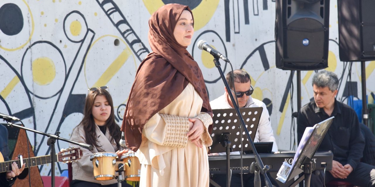 Bozüyük'te Kampüs Konseri