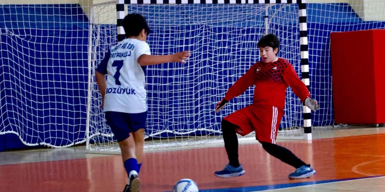 Bilecik’te Okul Sporları Çeyrek Final Müsabakaları Devam Ediyor
