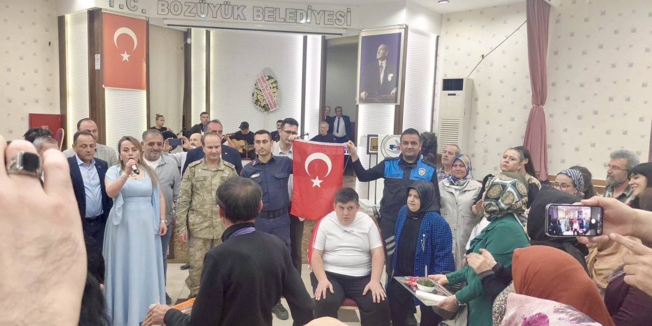 Engelliler Haftası’nda Duygulandıran Program