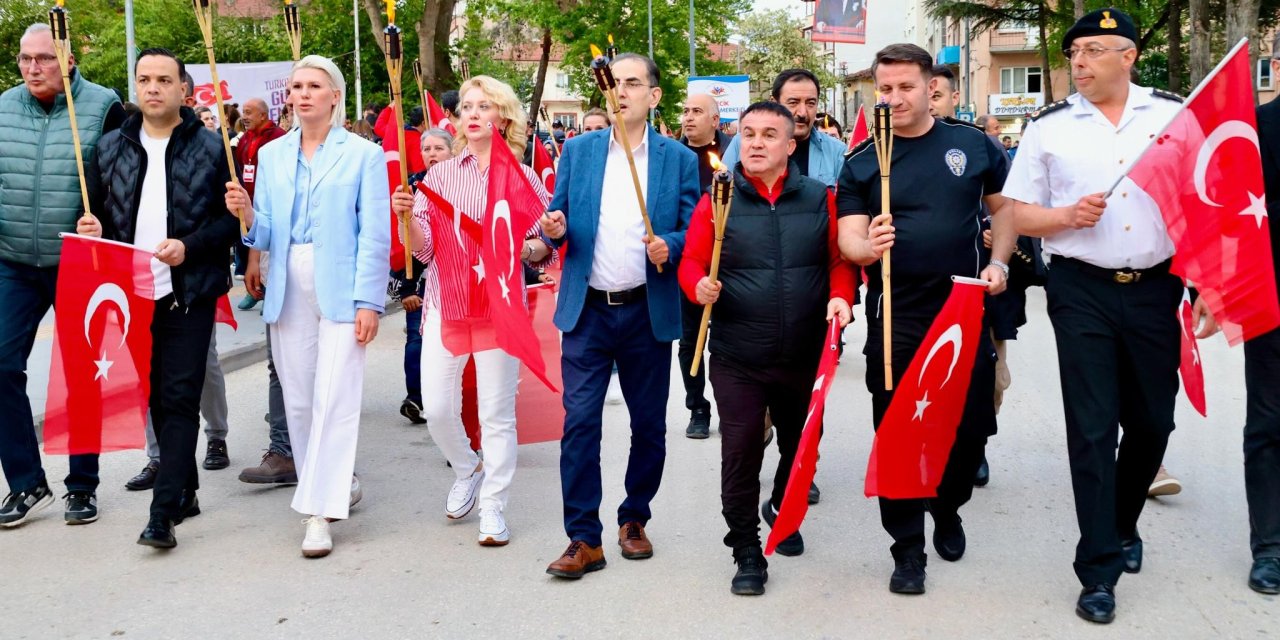 Bilecik'te Gençlik Yürüyüşü