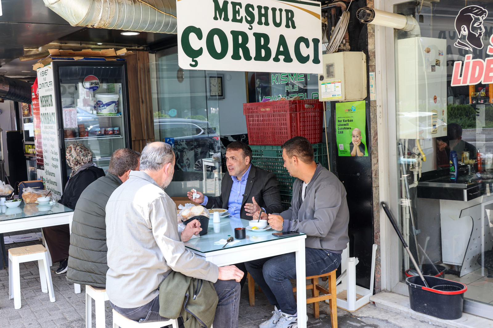 Vali Sözer’den çarşı esnafına ziyaret