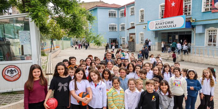 Vali Sözer öğrencilerle buluştu