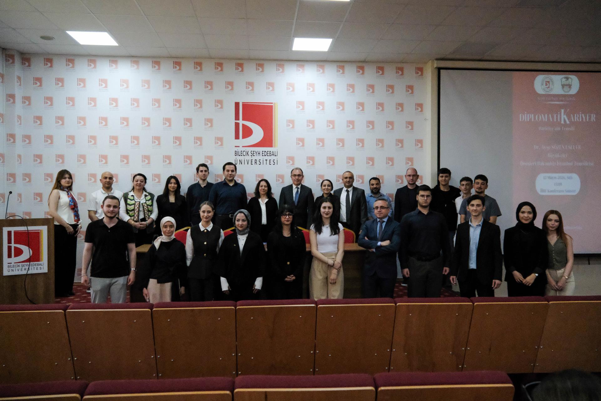 Türk Dış Politikası ve Diplomatik Kariyer ele alındı