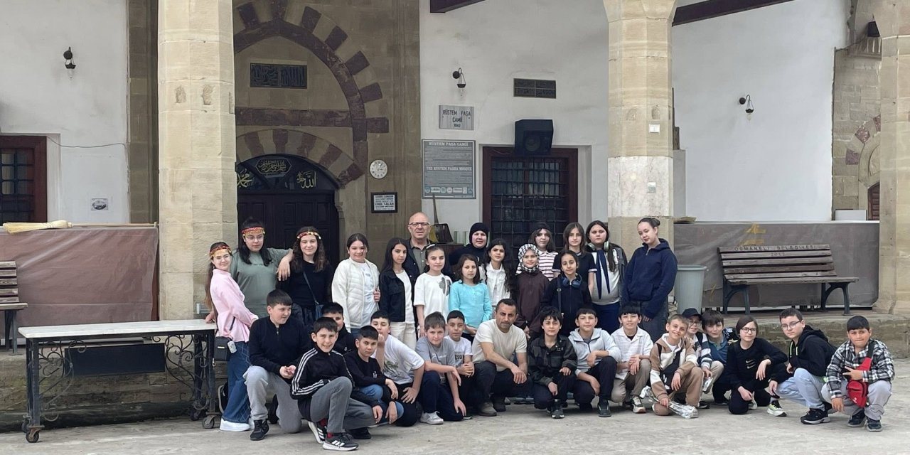 Bozüyüklü Öğrenciler Osmaneli’nin Tarihini Keşfetti