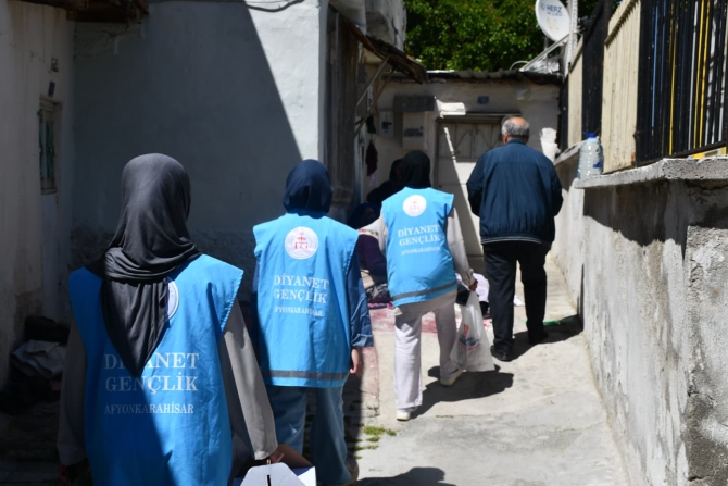 Türkiye Diyanet Vakfı Kurban Bayramı’nda yaklaşık 37 milyon ihtiyaç sahibine kurban eti ulaştırdı