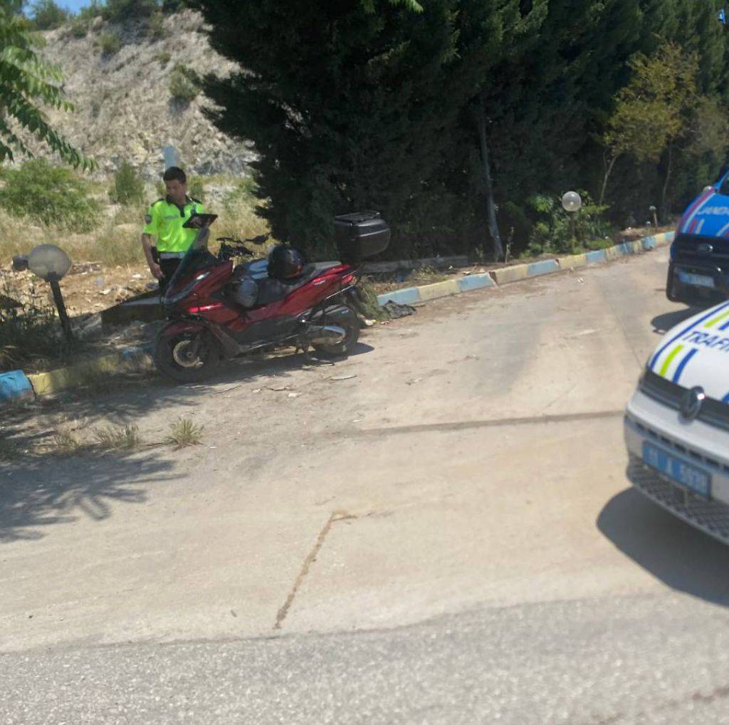Devrilen motosikletin sürücüsü yaralandı