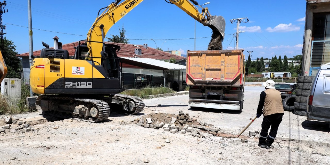Söğüt'te Altyapı Çalışmaları Devam Ediyor