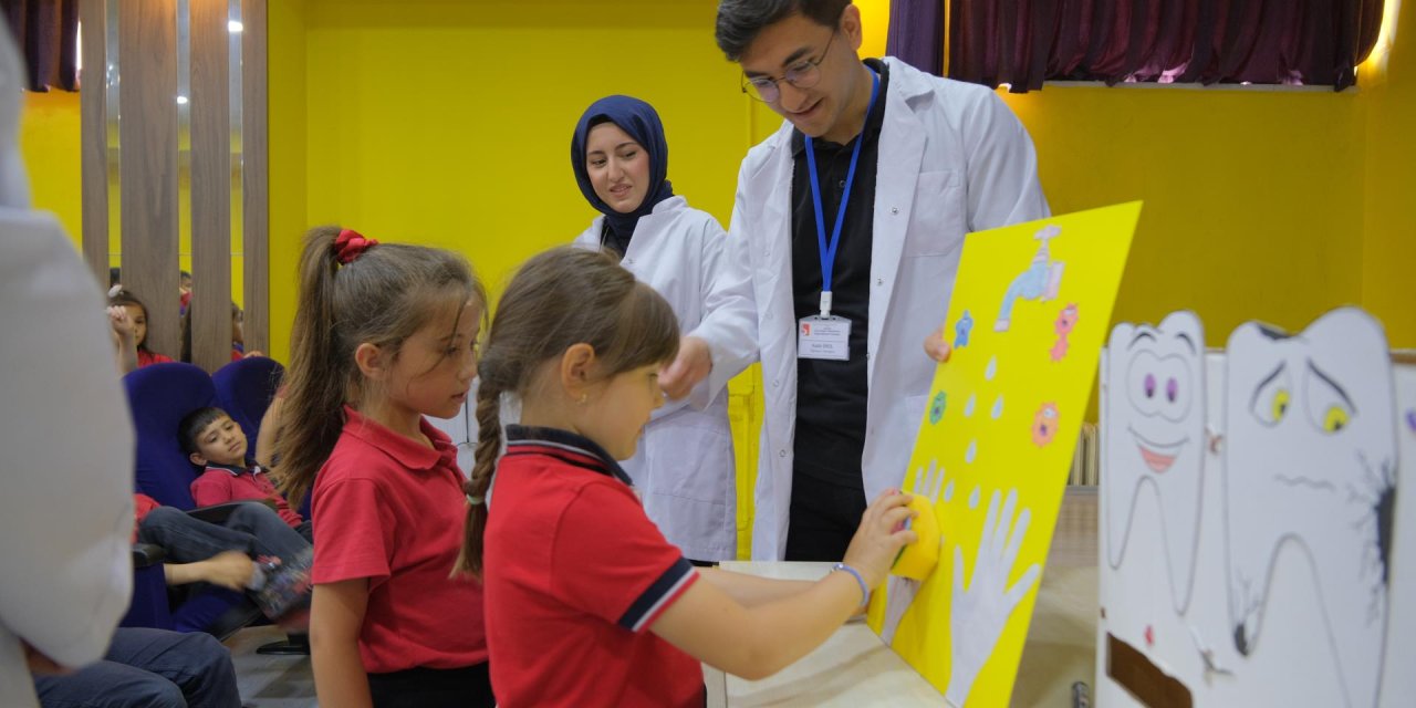 Minik Öğrencilere Hijyen Eğitimi
