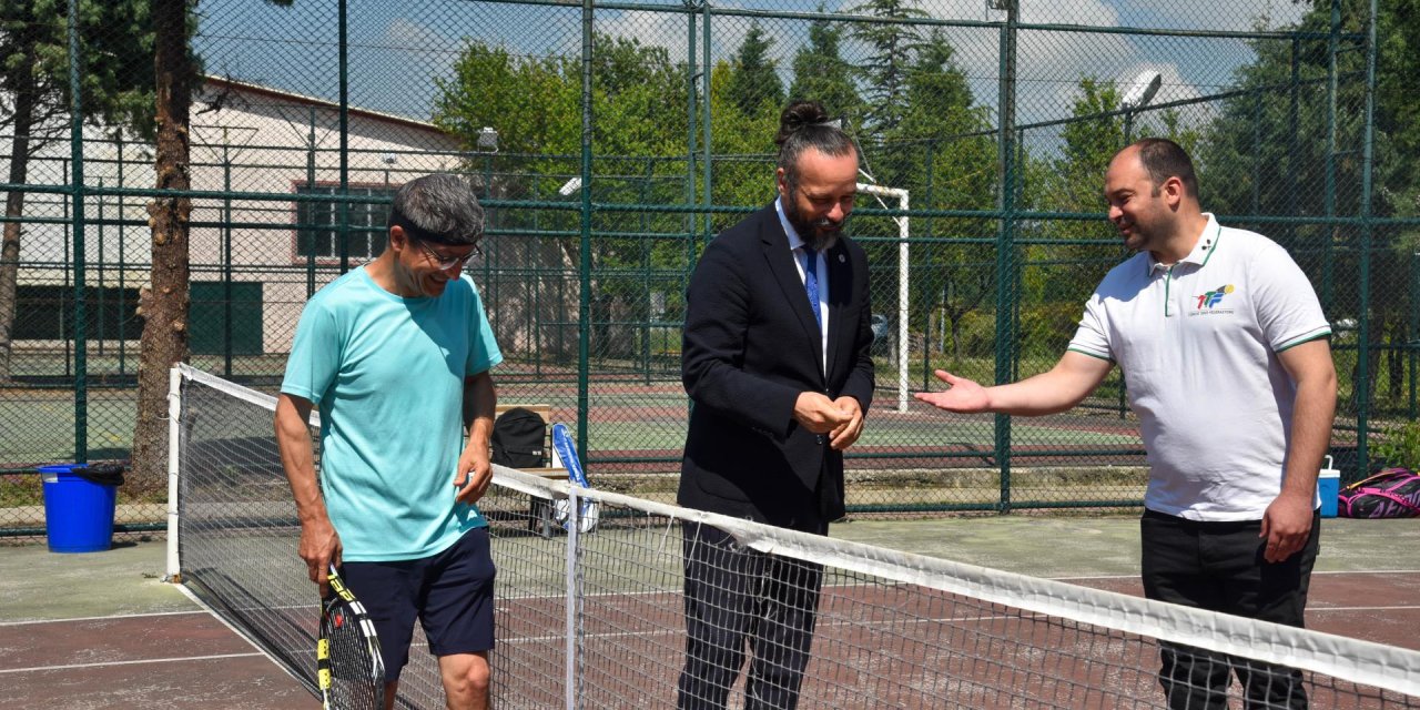 BŞEÜ'de Tenis Turnuvası
