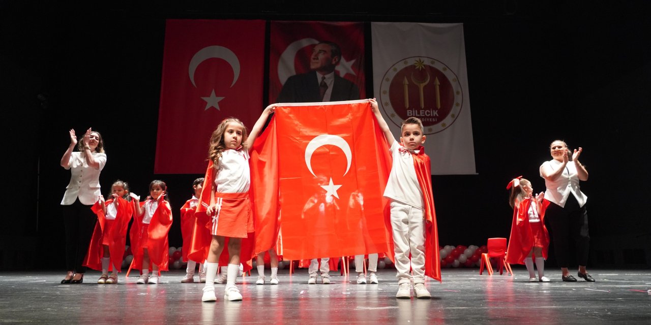 Çocuk Sosyal Tesisleri'nde Mezuniyet Sevinci