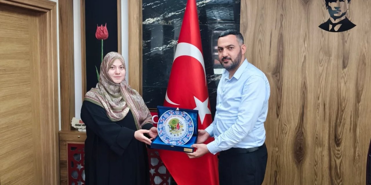 Kuran Kursu Öğreticisi Türkiye Finalinde