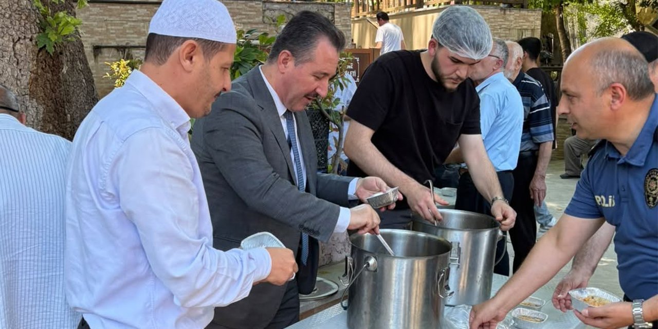 Bilecik'te Aşure İkramı