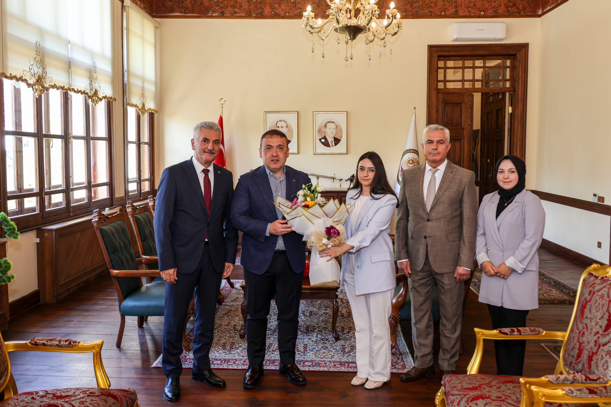 Vali Sözer, Nüfus Müdürlüğü Personelini Kabul Etti