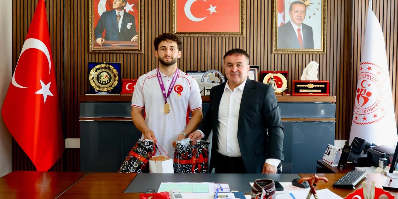 Şampiyon Sporcu Bilecik'te Gururla Karşılandı