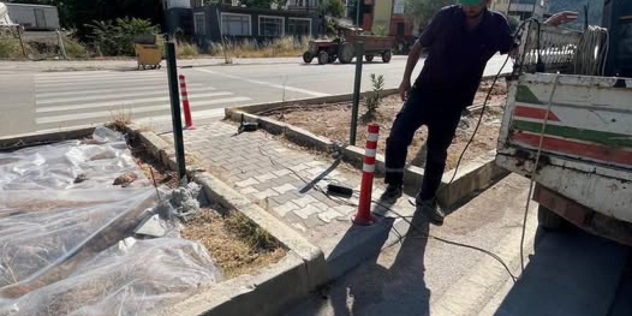Osmaneli'nde Yaya Geçitleri Güvenli Hale Getiriliyor