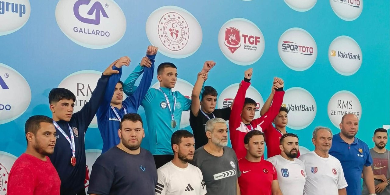 Bilecikli Sporcular Şampiyonaya Damga Vurdu!